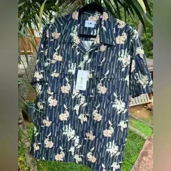 $185 No Nationality Daniel Aloha Floral Button Down Shirt Medium NN07 - Picture 1 of 5